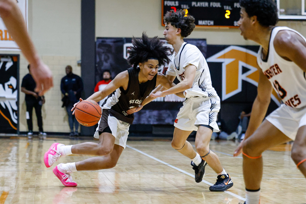 Webster Groves Missouri Mount Carmel Illinois boys basketball December 16 2023 Nate Latsch 24995
